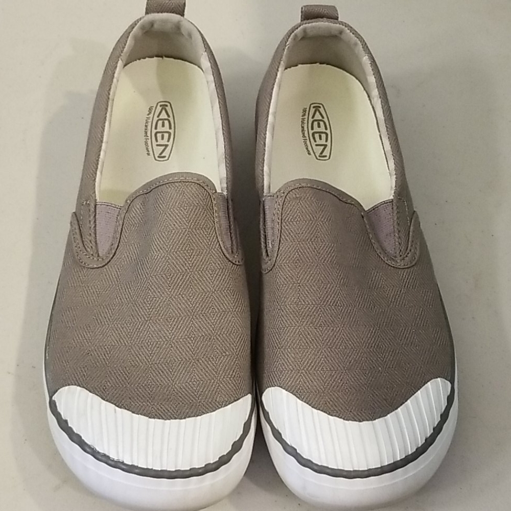 Keen womens flat shoes